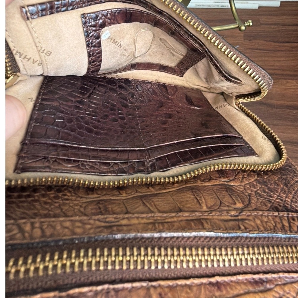 Brahmin Brown Croc Embossed Leather Crossbody Bag Organizer Purse Gold Hardware - Picture 7 of 7